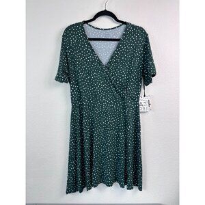Hawthorne 41 women's XL petite green dot elisse knit surplice mini‎ wrap dress